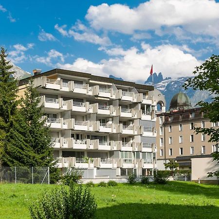 Spirit Apartments - Balkon - Bergsicht - Parkplatz Енгелберг Екстериор снимка
